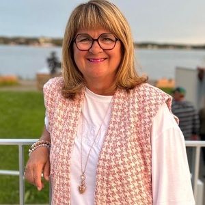 Meet your Posher, Jeannot